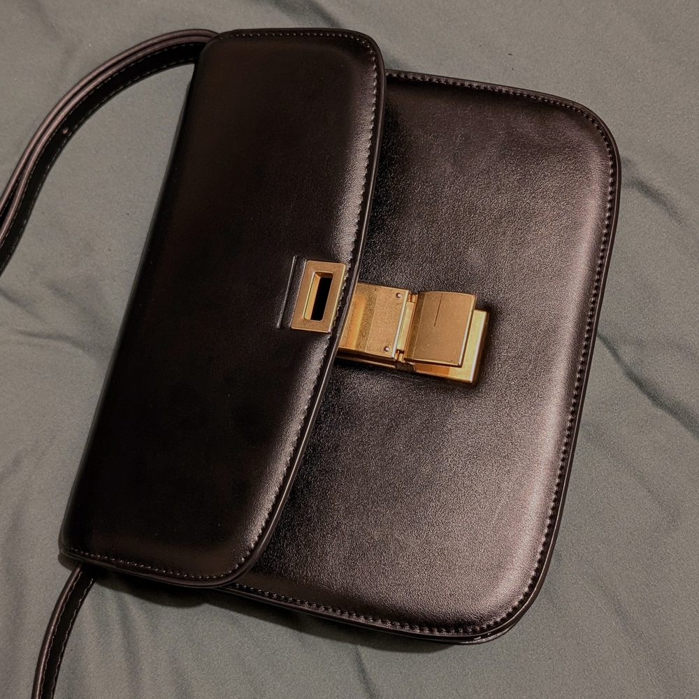 Classic Box Bag with Adjustable Strap - Picture 9 of 16